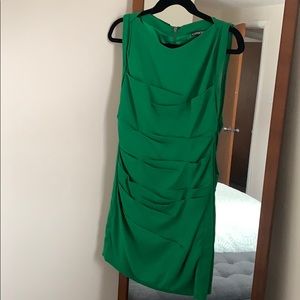 Emerald green formal dress express